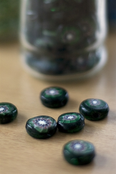 Indian glass beads - Green
